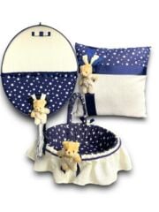 LACİVERT AYICIKLI BEBEK SETİ 3’LÜ TAKIM YASTIK KAPI SÜSÜ SEPET