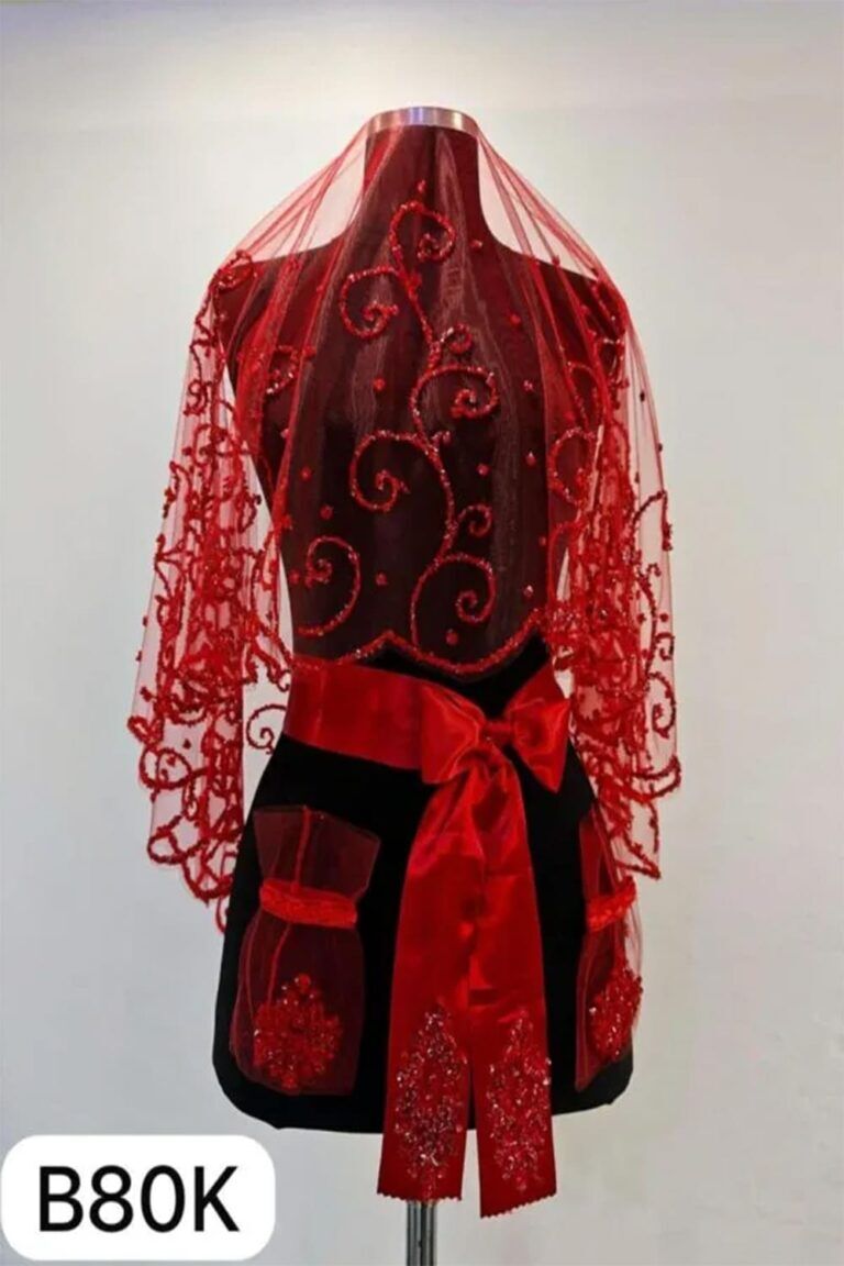 B80 KIRMIZI DUVAK YÜZ ÖRTÜSÜ SARMAŞIK MODEL